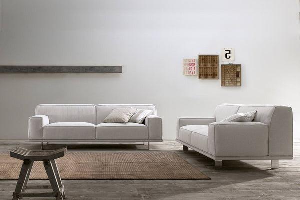 Young sofa by felis.it