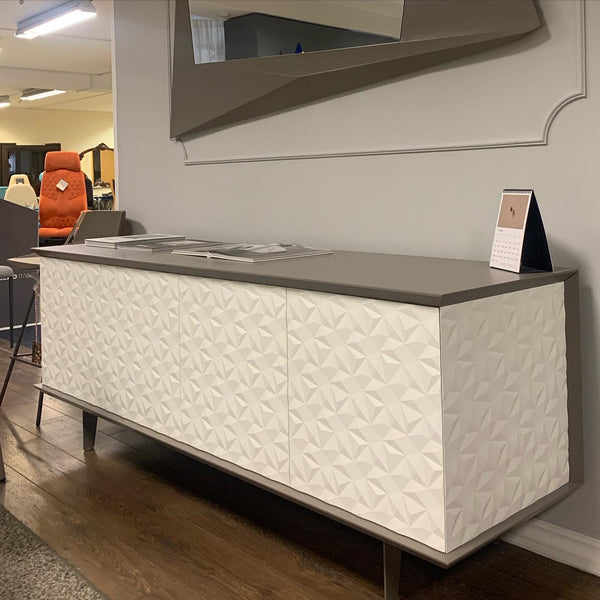 VEGAS SIDEBOARD 4T FEET MT90 4 DOORS X03 CEMENTO DOOR+SIDES X01 INVERNO