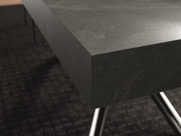 Fahrenheit fixed or extendible dining table with metal frame by Altacom Italia