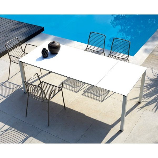 EXTENDIBLE OUTDOOR TABLE PRANZO 80x120/160/200