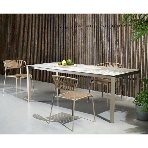 EXTENDIBLE OUTDOOR TABLE PRANZO 80x120/160/200