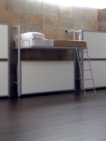 La Literal divstāvu nolokāma gulta, Spānija