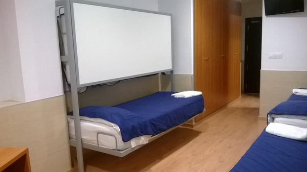 La Literal divstāvu nolokāma gulta, Spānija