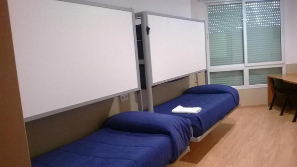 La Literal divstāvu nolokāma gulta, Spānija