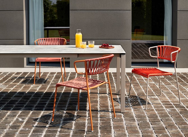 EXTENDIBLE OUTDOOR TABLE PRANZO 90x160/210