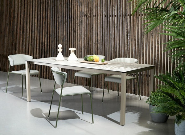 EXTENDIBLE OUTDOOR TABLE PRANZO 90x160/210
