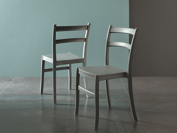 Norma stackable indoor/outdoor chair by Altacom Italia